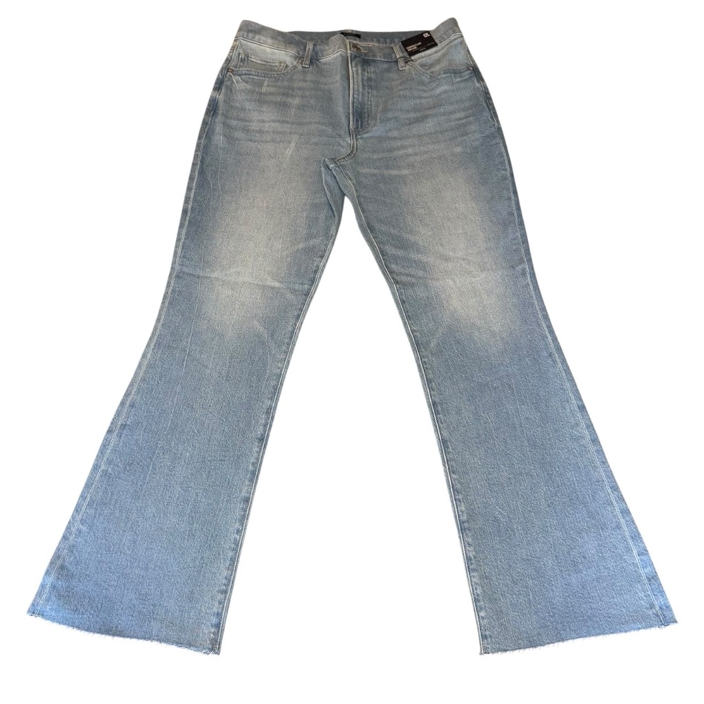 Express Cropped Flare Light Wash High Rise Raw Hem Stretch Jeans Size 12 Long - Picture 7 of 13